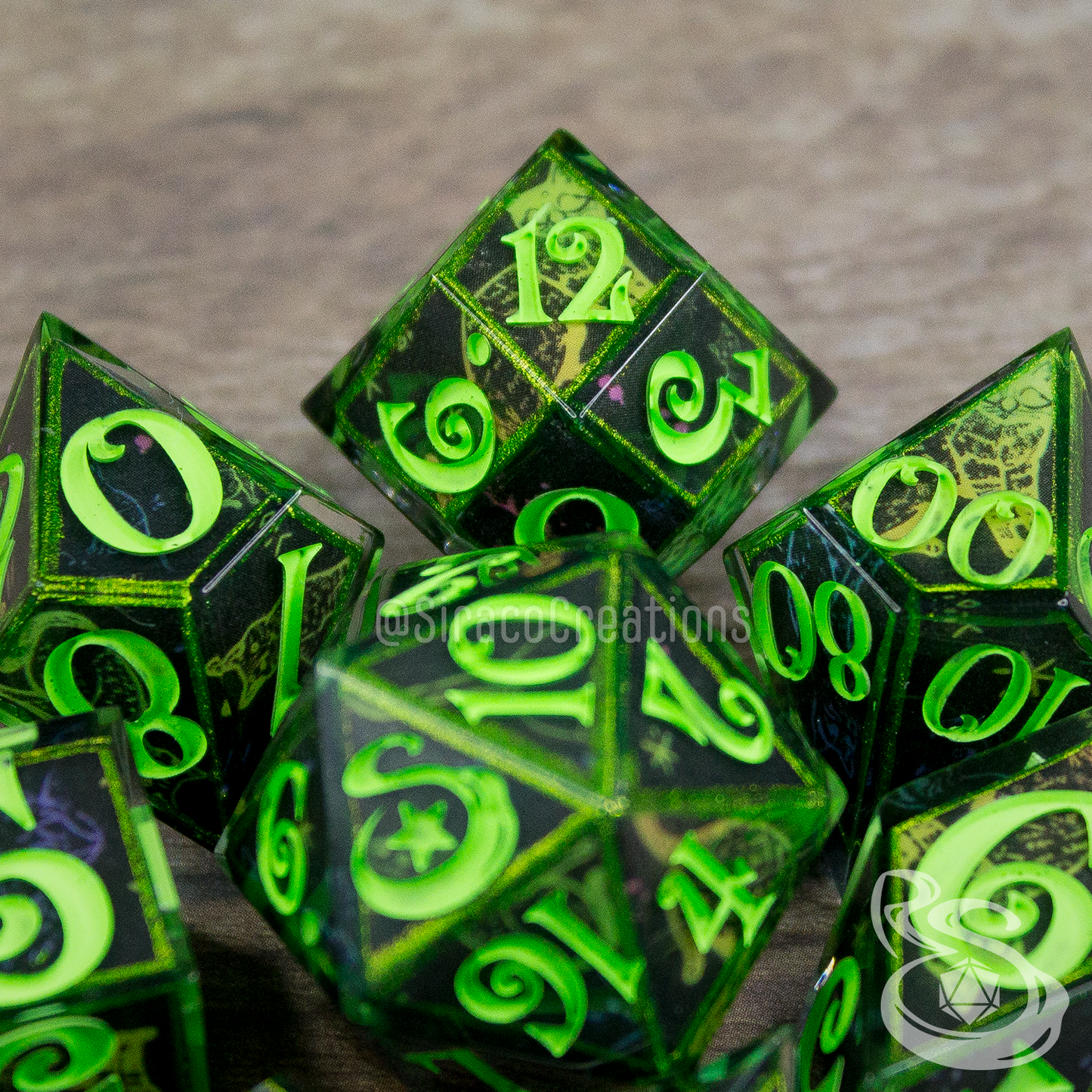 Familiar's Fate - Standard Polyhedral Set