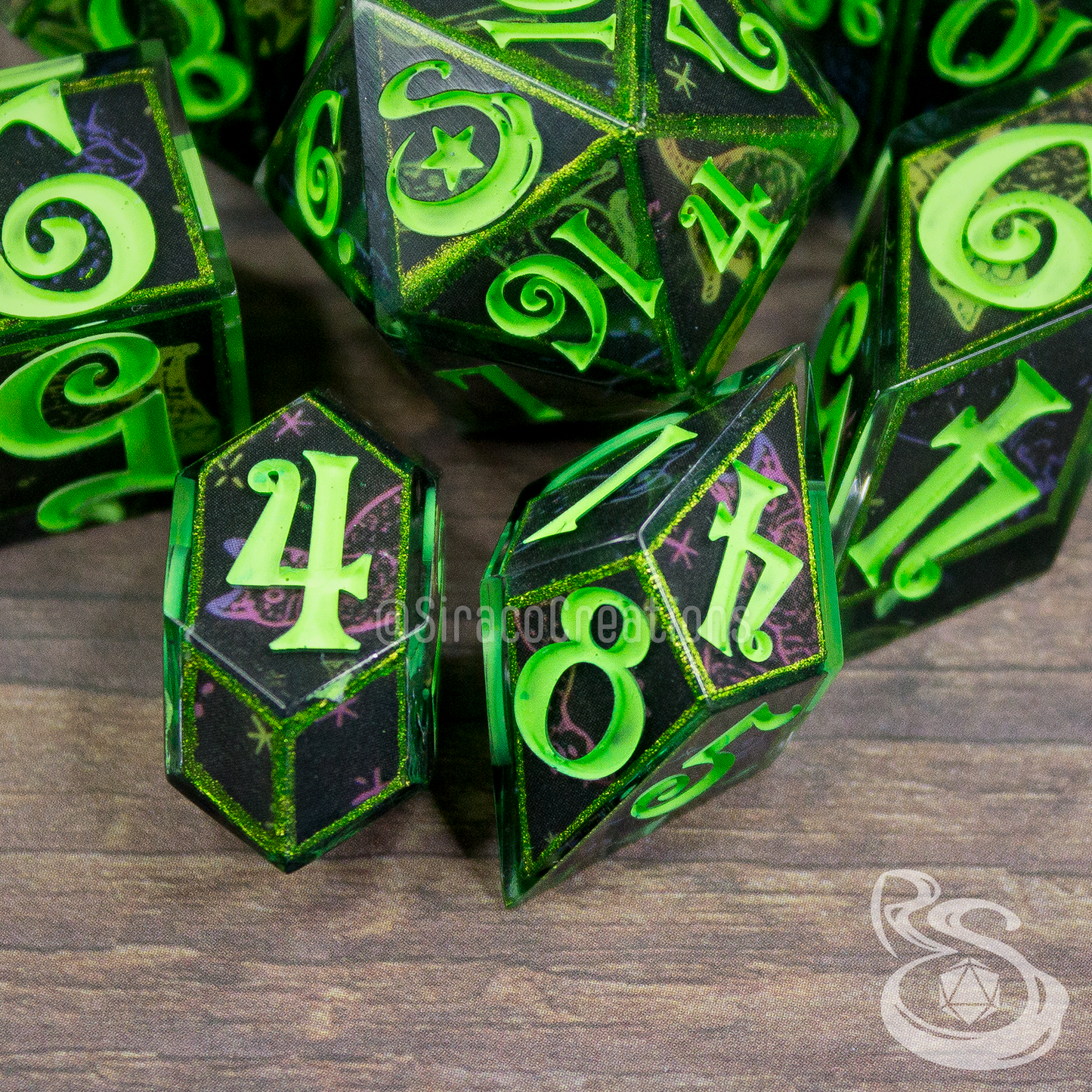 Familiar's Fate - Standard Polyhedral Set